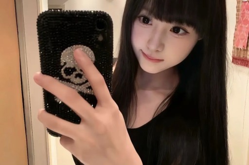真离谱!叶璇与继母遭亡父保姆起诉其父亲连祖坟都不能埋进去 真离谱!叶璇与继母遭亡父保姆起诉其父亲连祖坟都不能埋进去