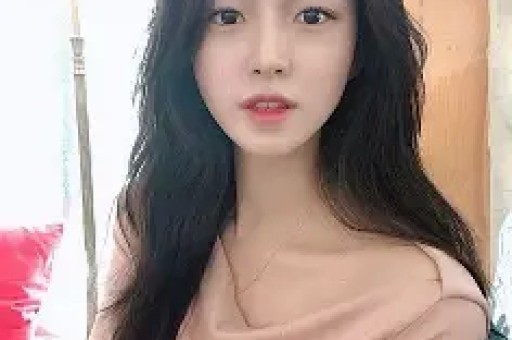 娱乐圈大瓜连连！黄子韬违规停车被罚迪丽热巴新片惊喜亮相